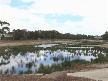 Tarralla Creek Wetlands, Reserve & Trail