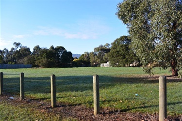 W (Jacko) Jackson Reserve, Kilsyth South