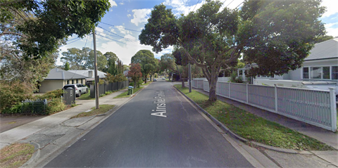 Photo of Ainslie Park Avenue road standing from the middle of the road