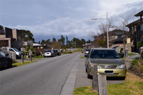 Parking on Cosmo Court, Kilsyth