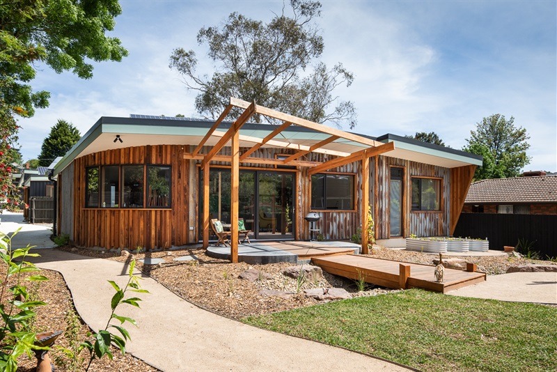 Howard’s-sustainable-home-Ringwood-East.jpg