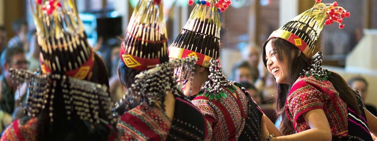 Chin dancers, photographer Andy Drewitt