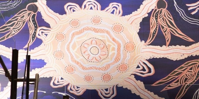 simone thomson spirit land centric circle