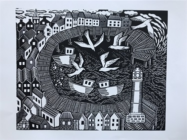Black and white print of a harbour with houses, boats and flying birds.