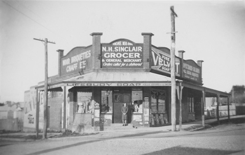 N-H-Sinclair-Grocer